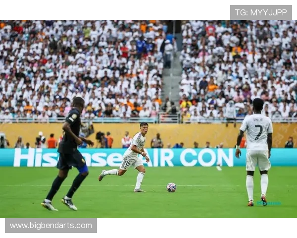 巴尔韦德达成欧战助攻里程碑，表现稳健持续提升