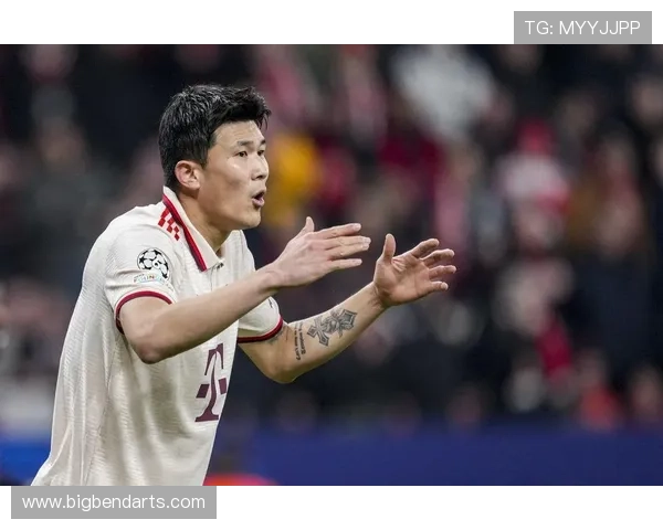 金玟哉：德甲适应期与状态波动解析